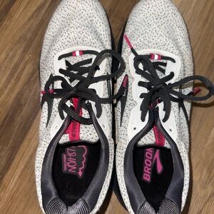 Brooks Gray and Pink Running Shoes